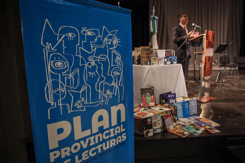 El Gobierno distribuirá 500 mil libros en 2300 instituciones chaqueñas